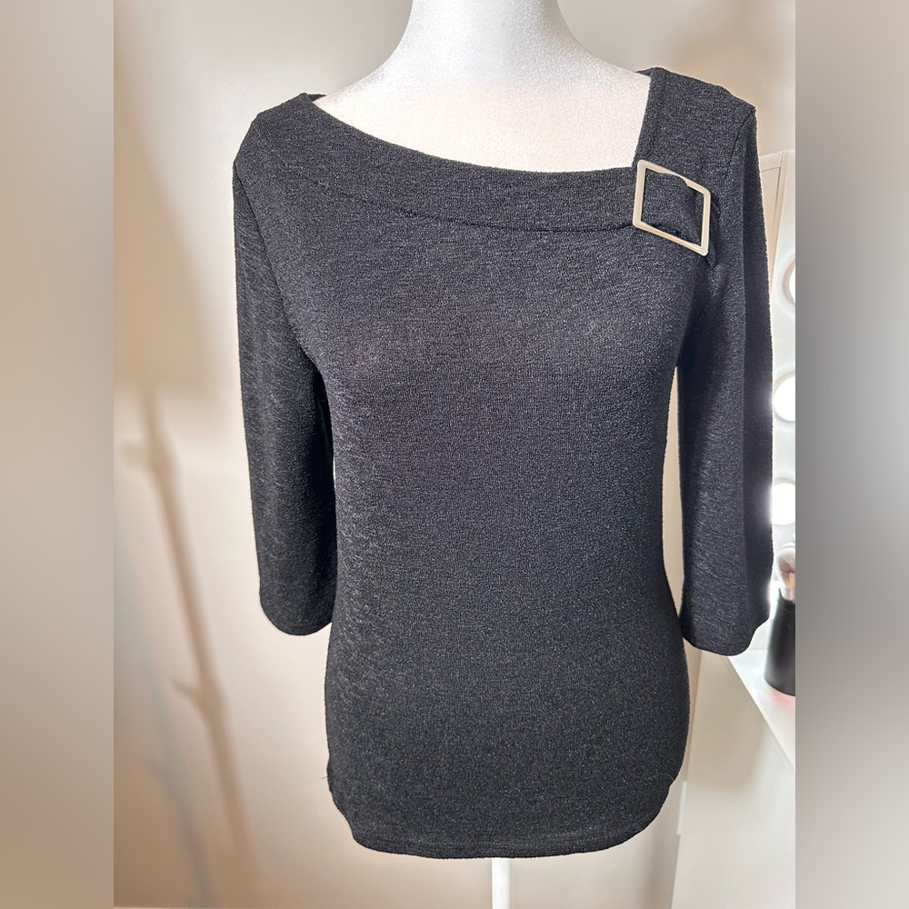 Lz Byer California Black Asymmetrical Top w/ Buckle Accent (3/4 Sleeve, Sz Med